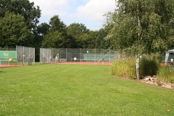 2005-08-CM-Mixed-005